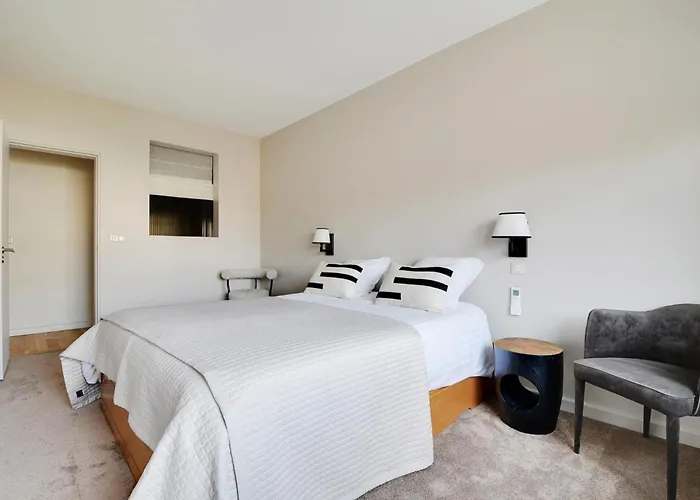 Exceptionnel 3p 100m2 - Luxe & Lumiere Face Parc Monceau Париж